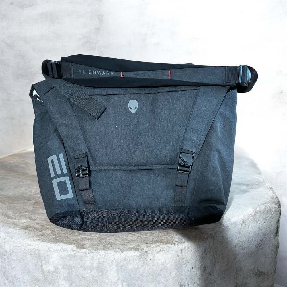 Alienware Area-51m 17.3-inch Gaming Laptop Messenger Bag